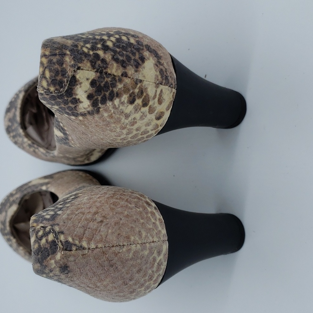Rockport Women's Leather Snakeskin pattern Heels size 7 - Picture 9 of 12